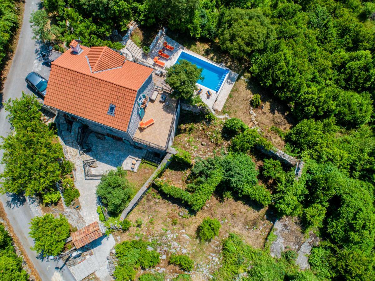 Villa Toscana With A Pool Tivat Luaran gambar