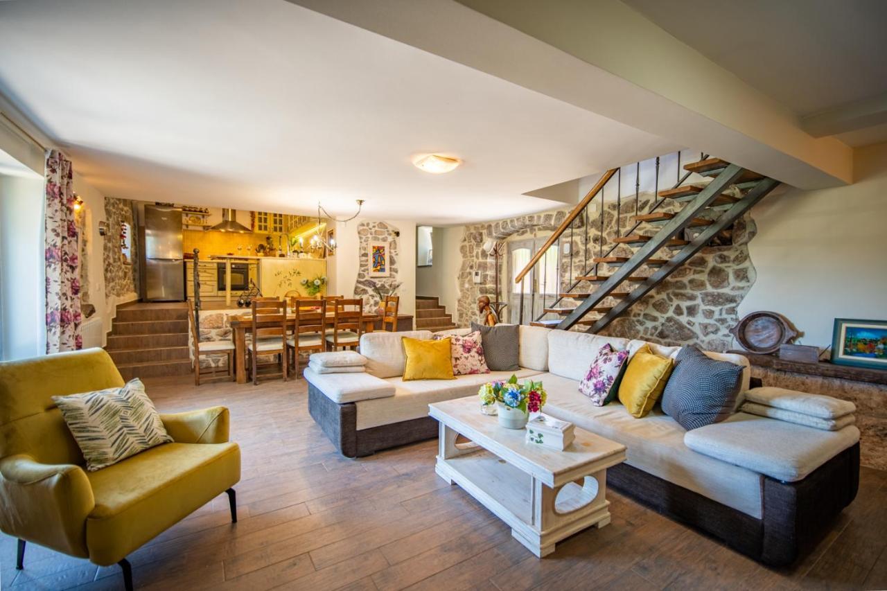 Villa Toscana With A Pool Tivat Luaran gambar