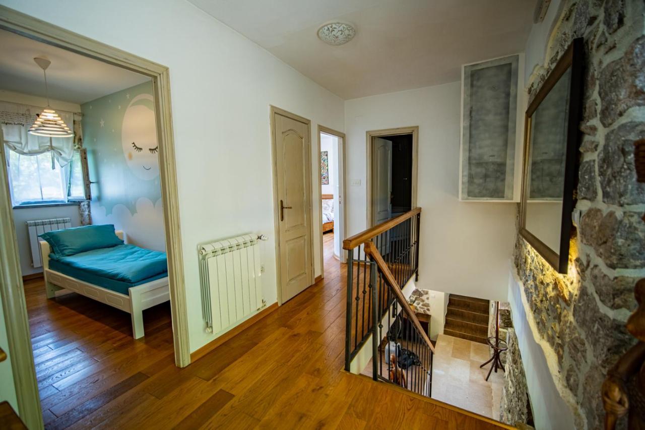 Villa Toscana With A Pool Tivat Luaran gambar
